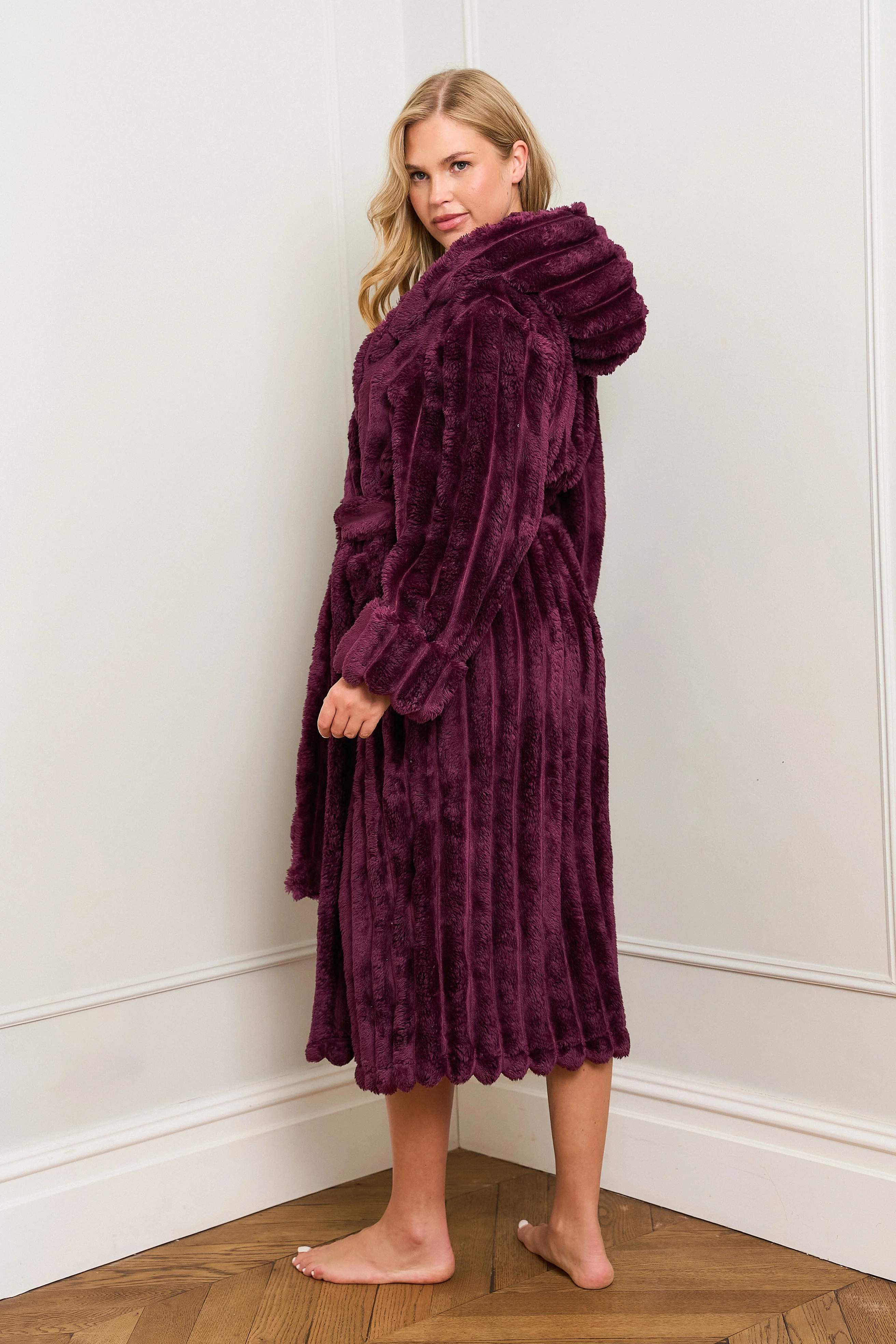 Burgundy Ribbed Dressing Gown - Image 10