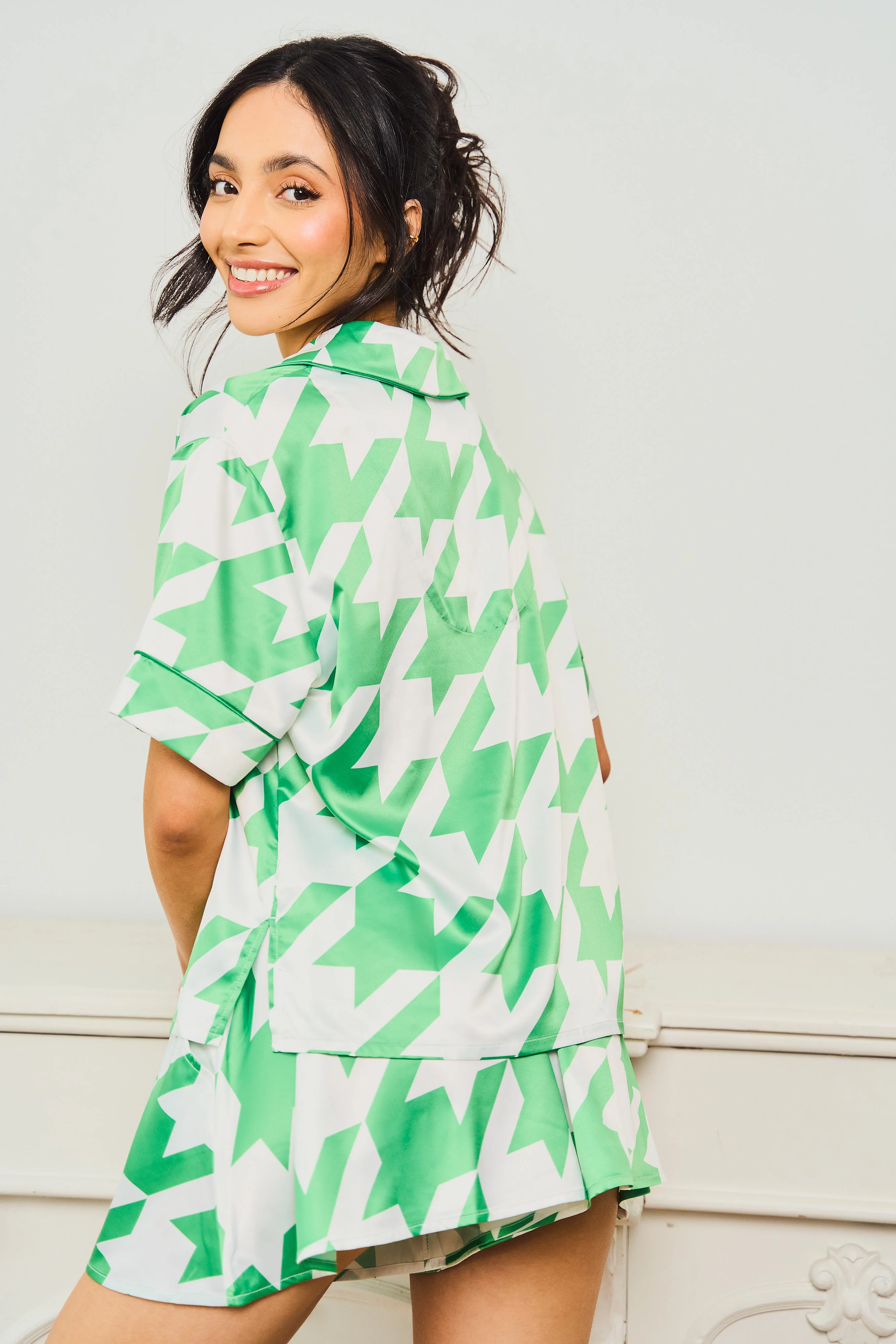 Green Dogtooth Shorty Set - Image 8