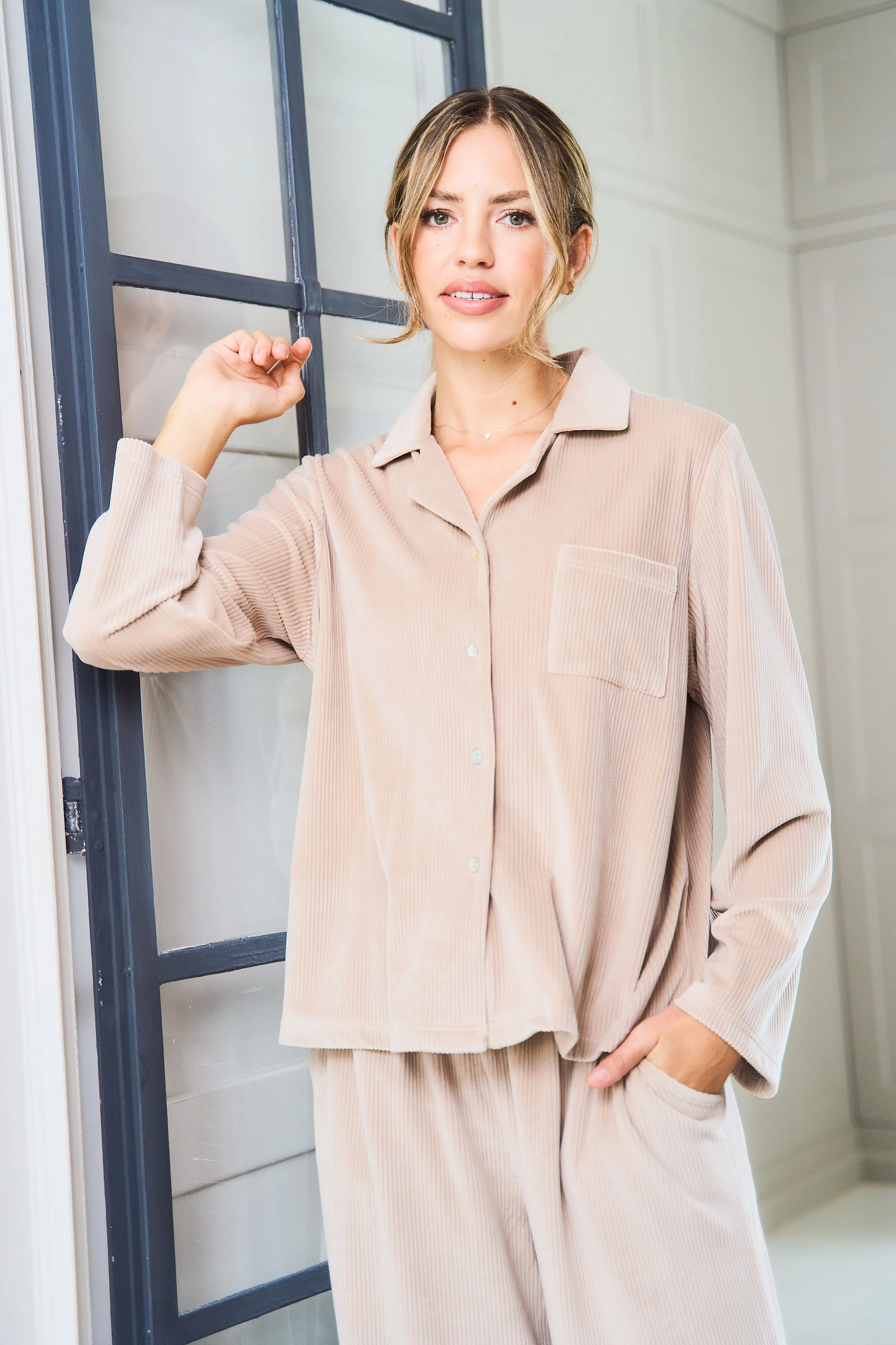 Mocha Ribbed Revere Pyjama Set - Image 3