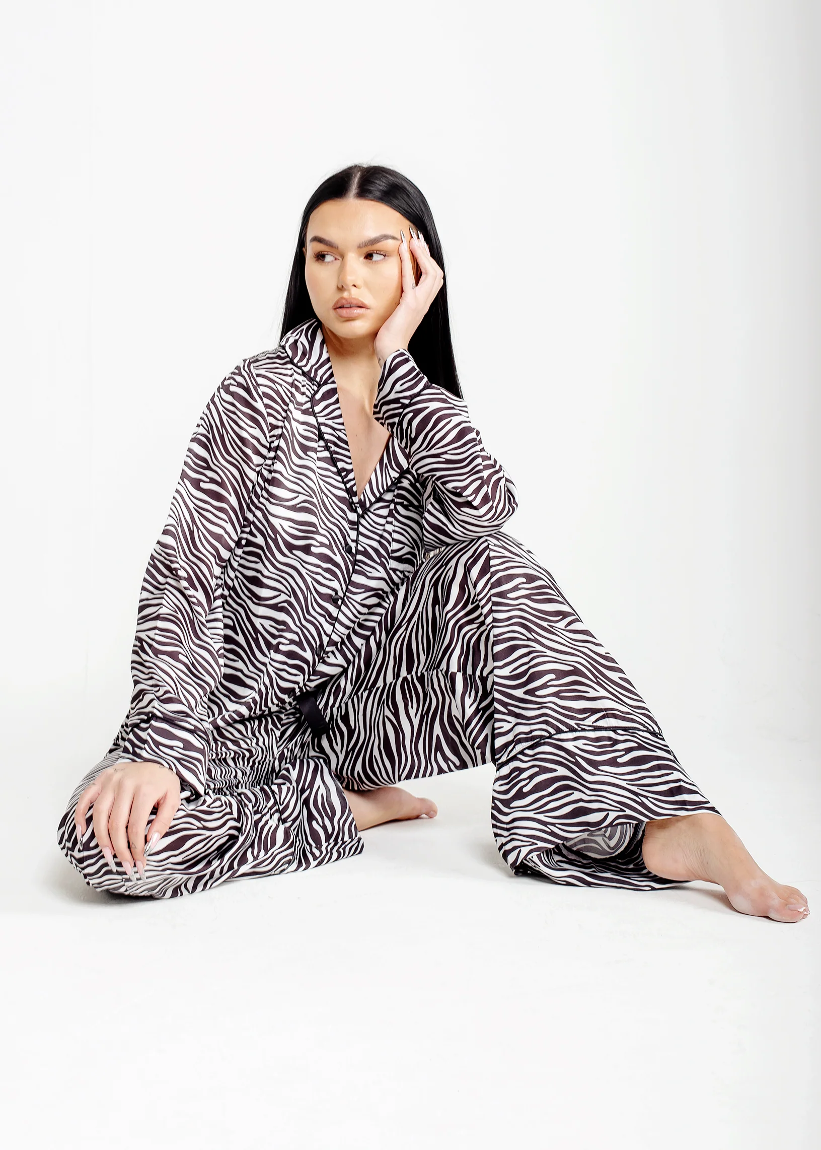 Monochrome Satin Pyjama Set - Image 6