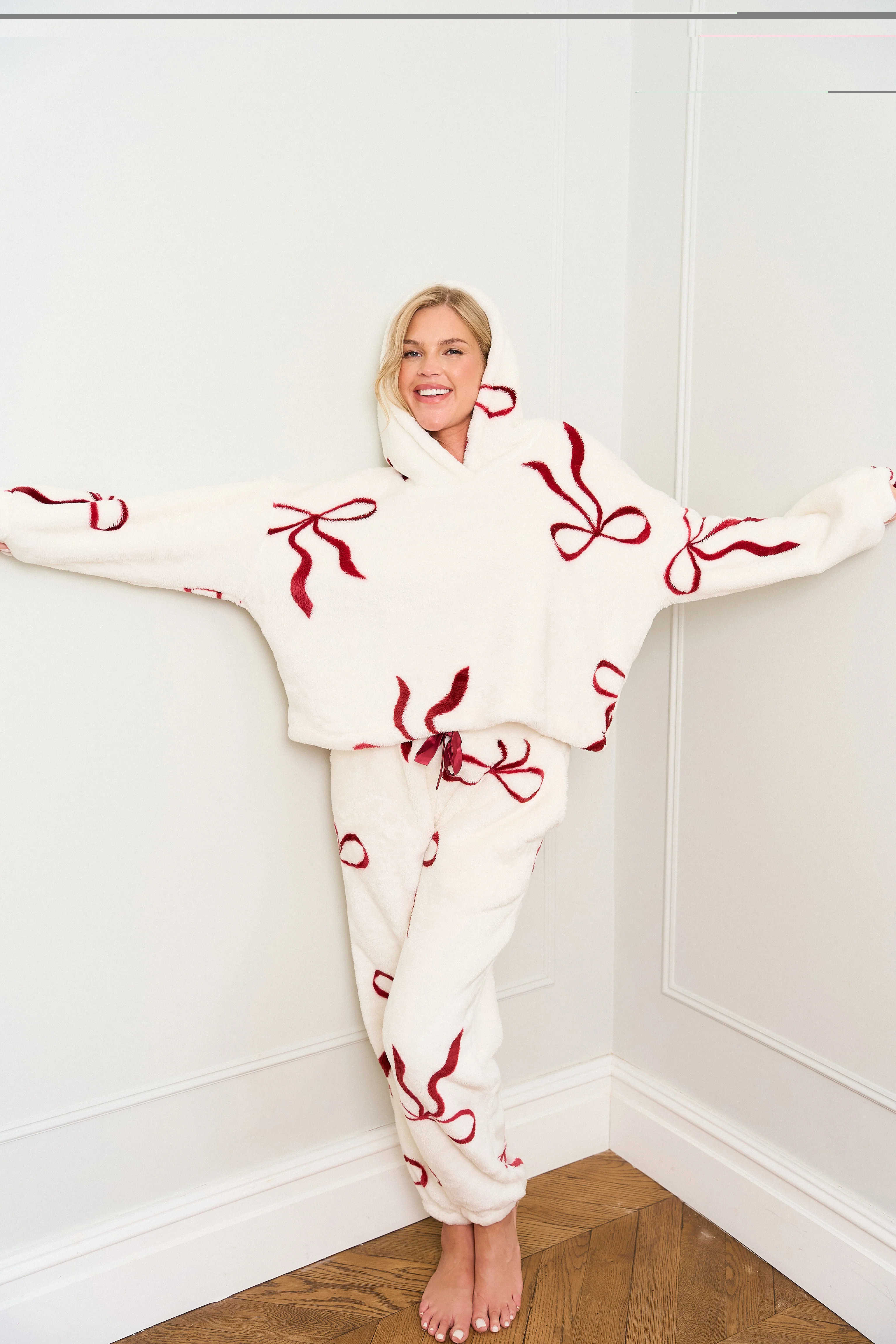 Multi Red Bow Print Twosie - Image 6