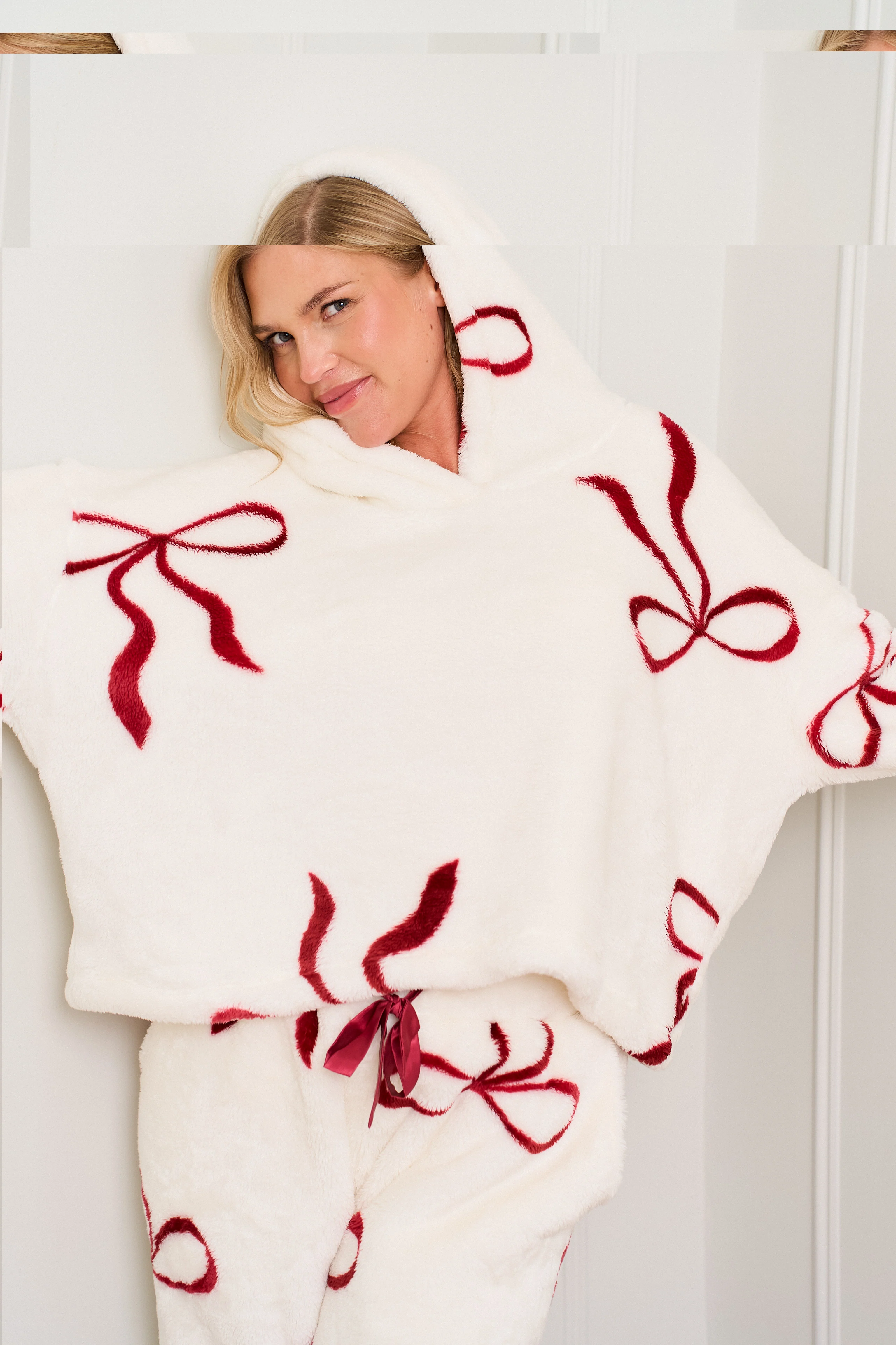 Multi Red Bow Print Twosie - Image 7